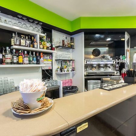 Bed & Breakfast Il Castellino Санто-Стефано-ди-Камастра Экстерьер фото